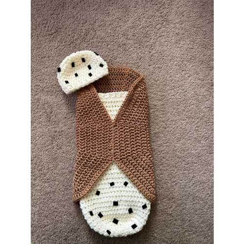 Crochet Cannoli Baby Cocoon/Infant Halloween Costume/Baby Shower Gift/Newborn Photography/Baby Shower Gift/MADE TO ORDER