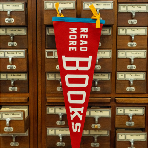 Read More Books Pennant | Oxford Pennant