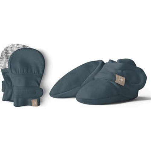 Goumi Stay On Baby Mitts & Boots Set