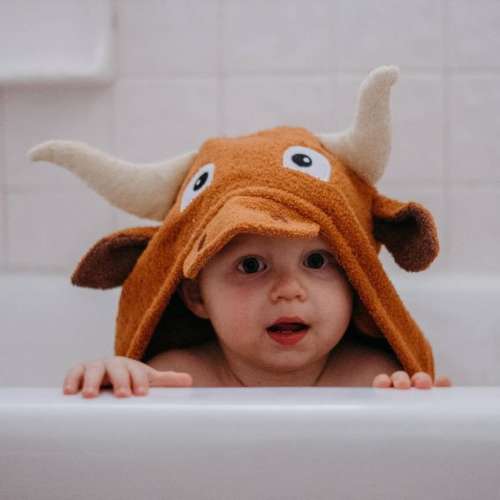 Longhorn hooded baby towel / kids beach bath pool / UT Austin hook em' / unisex gift / fits 2-8 yrs / Texas cow farm / Bevo