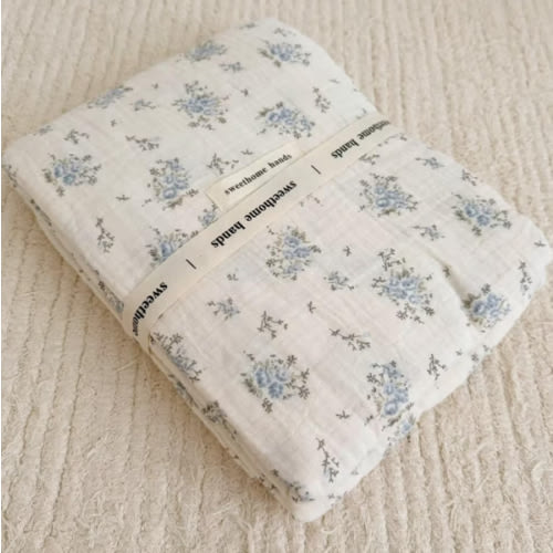 BuLuTu Blue Floral 100% Cotton Muslin Blanket Soft Lightweight Toddler Bed/Crib Quilt Shabby Chic Flower Theme Swaddle Blanket for Girls Boys Bedding Gift Room Decor, Fressia, 47"x51"