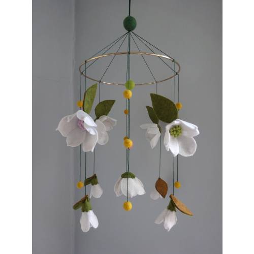 Magnolia Baby Mobile | Southern Baby Decor | Floral Baby Mobile | Magnolia Nursery Mobile | Floral Nursery Mobile | Handmade Magnolia Mobile
