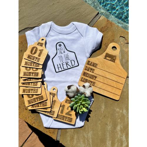 Cow tag monthly milestone, Cow baby gift, Wooden birth announcement sign, New to the Herd, Cow ear tag, Baby boy girl personalized gift