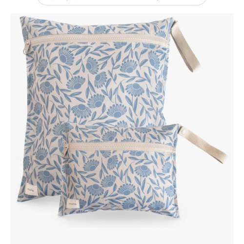 mushie Water Resistant Wet Bags | Large & Small Reusable Storage Bag for Baby Items and Travel | Zippered Pockets with Handle | Machine Washable, Set of 2 (Fog)