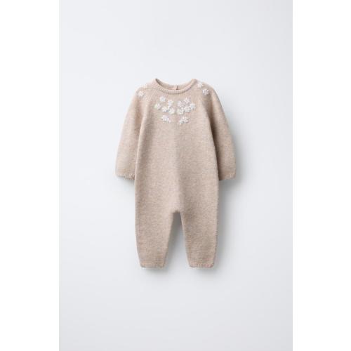 EMBROIDERED FLORAL KNIT JUMPSUIT - Light beige | ZARA United States