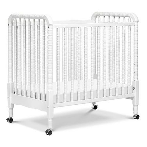 DaVinci Jenny Lind 3-in-1 Convertible Mini Crib