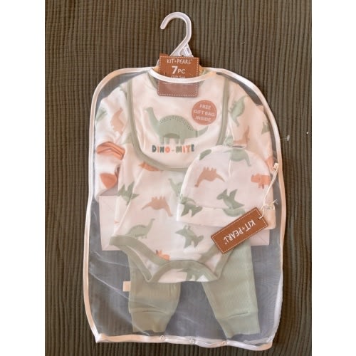 Pearl 7-Piece Dino Baby Set in Green & Peach