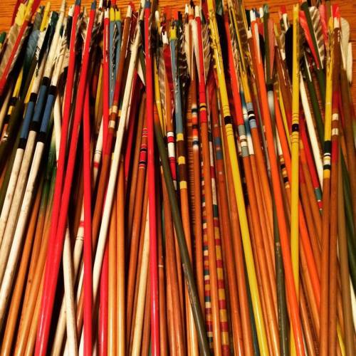 Vintage Wood Arrows Wood Archery Arrows Vintage Archery Vintage Wood Home Decor Northwoods Boho Decor Boho Southwestern Decor Farmhouse