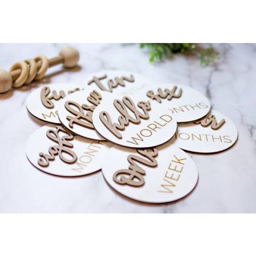 3D Wooden Monthly Milestone Discs For Baby Photos (20 pcs set w/ bag) | Includes Weeks, Months, and Up To 5 Years | Monthly Milestone Marker