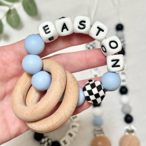 Personalized Name Rattle Ring| Custom Pacifier Clip| Baby Rattle| Wooden Ring w. Name| Baby Shower Gift | Baby Gift Ideas| Name Rattle Toy