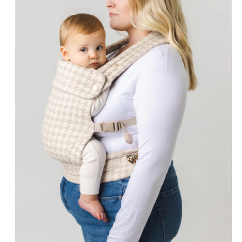 PREORDER: The Monarch Carrier - Houndstooth (Estimated ship date: Marc – Mabē