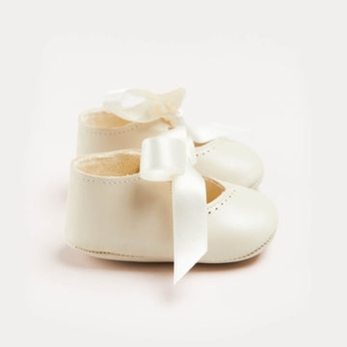 Celebration Ribbon Detail Mary Jane Pram Shoes in Beige (17-20EU)