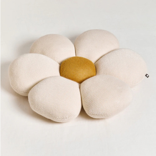 Daisy Pillow
