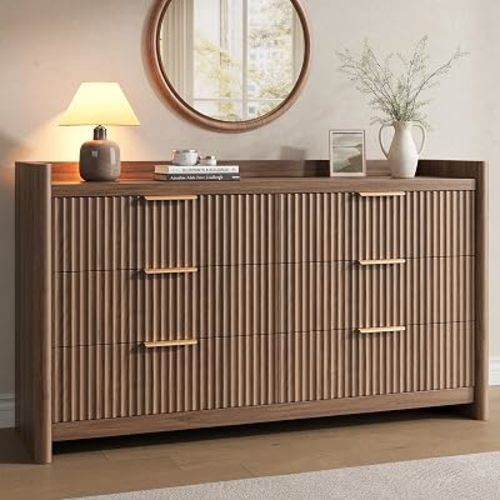 Decofy 6 Drawer Dresser for Bedroom, Fluted Dressers with Rounded Edge & Raised Lip Top, Anti-Tip Chest of Drawers for Living Room, Hallway, Entryway, Walnut