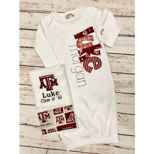 Texas Aggie Baby Gown and Burp Cloth, Texas Aggie Layette Set, Aggie Baby Clothes, Aggie hospital set, Texas Aggie Baby Gift