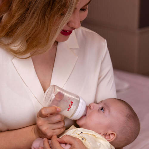Glass Wide Neck Baby Bottle, 2 Packs, 5.4 Oz(160ml) for newborns – Pigeon