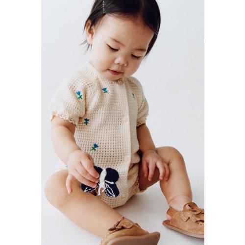 EMBROIDERED FLORAL TEXTURED ROMPER WITH LACE TRIM - Ecru | ZARA United States