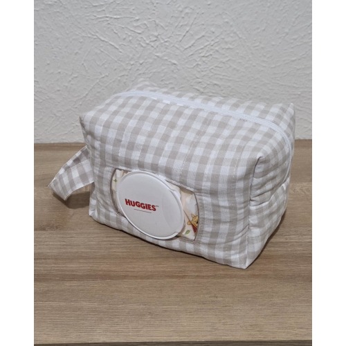 Tan Gingham Diaper and Wipe Pouch | Quick On The Go Diaper Bag | Diaper Pouch | Diaper Bag | Baby Shower Gift | Handmade | Dipes And Wipes