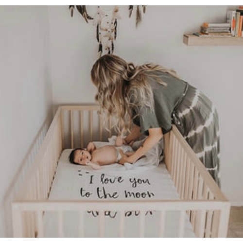 ORGANIC CRIB SHEET - I LOVE YOU TO THE MOON AND BACK – Modern Burlap