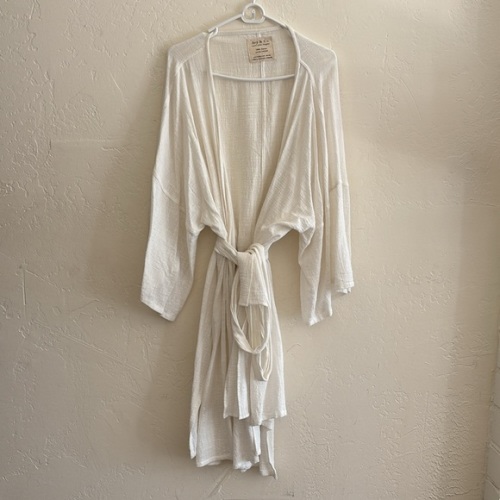 Avy&Co PETA kimono cape