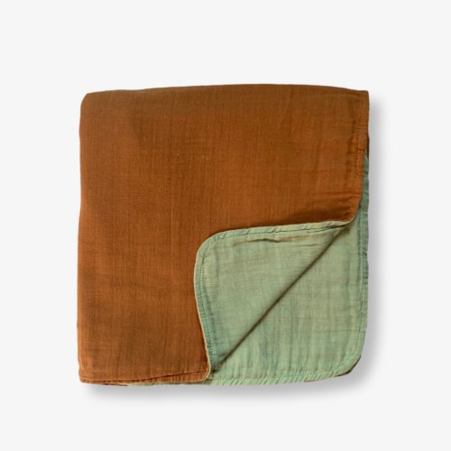Organic Muslin Reversable Quilt (Sage and Sienna)