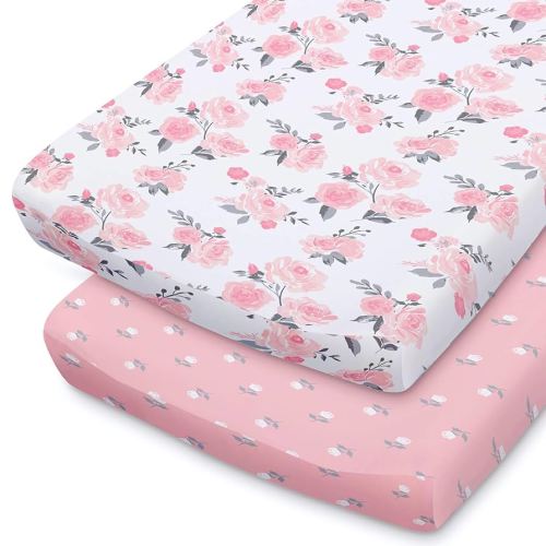 The Peanutshell Lot de 2 housses de matelas à langer roses et petites fleurs pour bébé fille