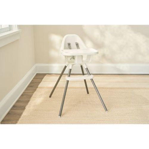 Regalo Baby Basics High Chair