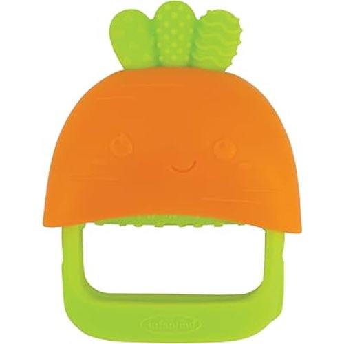 Infantino Handy Dandy Teething Mitt – Soft Silicone Teether for Babies, Develops Grasping Skills, Easy to Clean, Orange Carrot