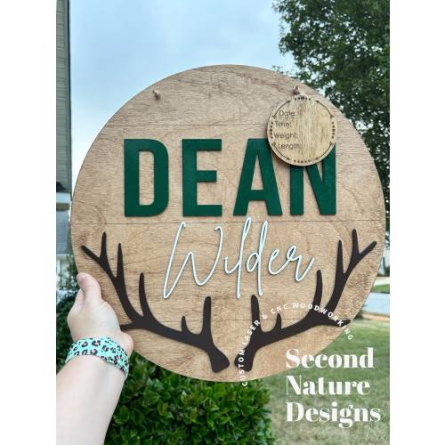 16" Deer Baby Name Sign / Antler Boy Nursery Door Hanger / Wood Round Hospital Door Hanger / Birth Sign / Round Deer Antlers Baby Stats Sign