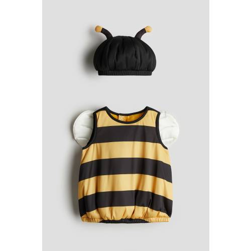 COSTUME SET