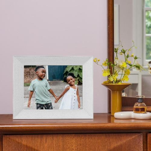 Mason White Quartz - Smart HD Digital Picture Frame | Aura