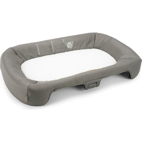 Nuna SENA™ Series Aire Changer, Curated