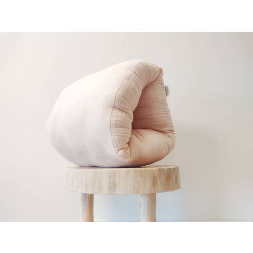 nursing pillow arm rest for mom, travelling with infant, baby feeding cushion for dad, preemie head support, baby shower gift essentials