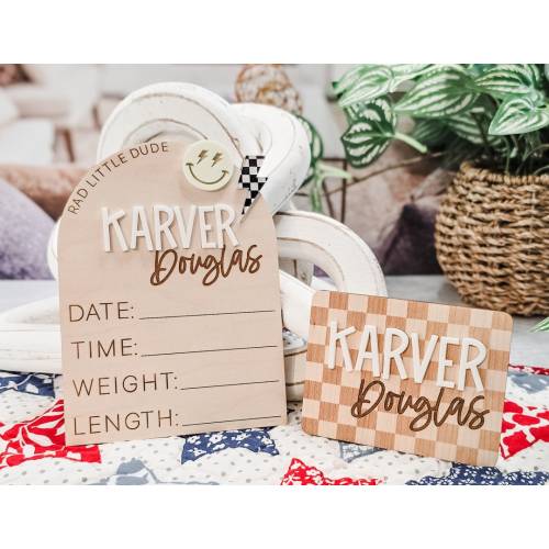 Baby Name Annoucement, Baby Keepsake, Wooden Hospital Sign, Checkered Name Sign for Baby, Baby Hospital Sign Hospital Name Annoucement