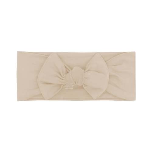 Bow in Almond