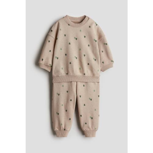 2-PIECE SWEATSUIT