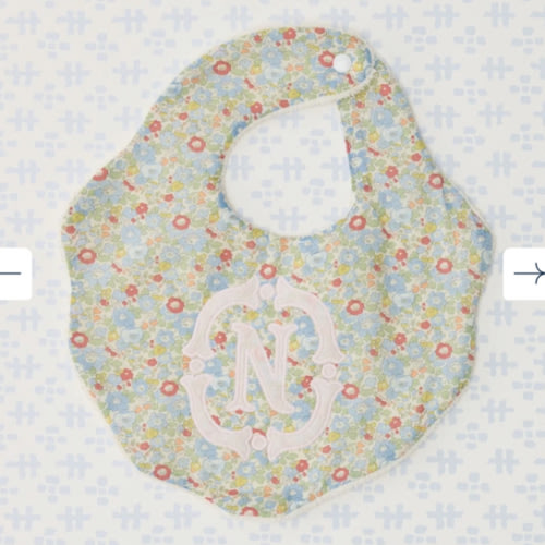 Scallop Bib