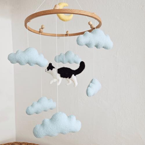 Felt Cat Baby Mobile For Nursery Decor, Baby Shower's Gift, Gift for Cat Lovers, Gift for Mom