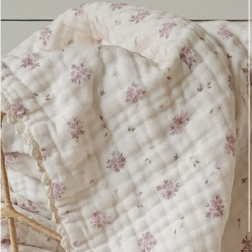 Evie Floral QUILTED 6 Layer Gauze Blanket