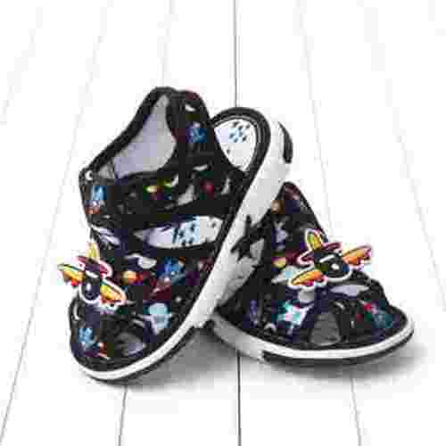Fridja Toddler Sandles Girls Boys Squeaky Shoes Rubber Sole Closed Toe Princess Flat Summer Shoes, 1-4 Years Old