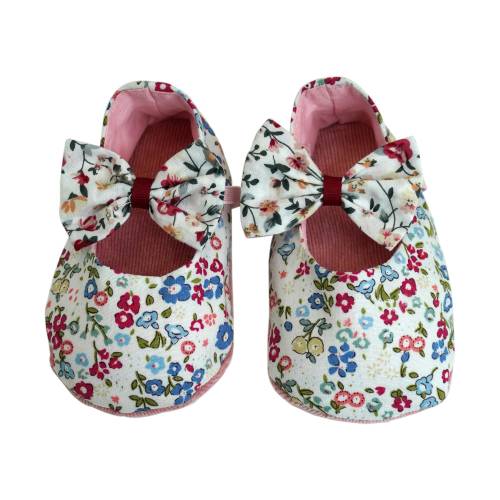Baby Shoe - Garden