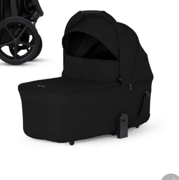 Breez Bassinet for Newborns - UPF50+ Hood & Bamboo Mattress