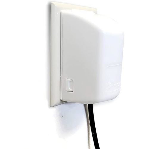Dreambaby Dual Fit Outlet Cover Box - Baby Safety Outlet Cover for Standard & Decora Plugs - Child Proof Electrical Outlet Plugs - Essential Plug Cover for Baby Proofing - 2 Pack