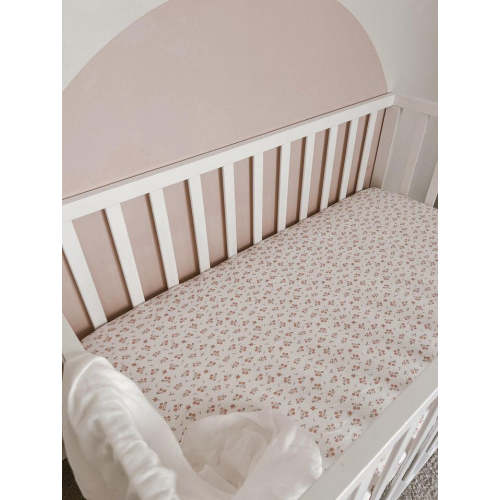 Bassinet Sheet | Paisley Peony – Little and Fern