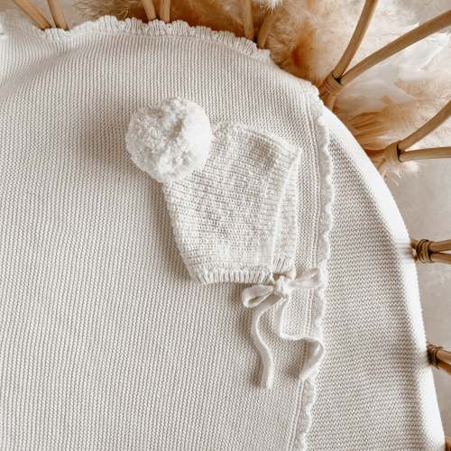 Chunky Knit Bonnet - Cloud