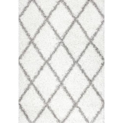 Nuloom Tess Moroccan Shag Area Rug, 4' X 6', White