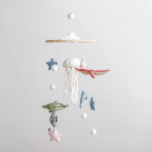Felt Ocean Life Baby Mobile For Nursery Decor, Jellyfish, Under the Sea, Baby Shower's Gift, Gift for Sea Lovers