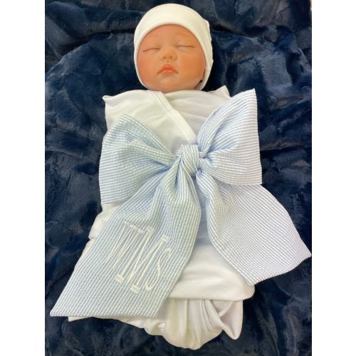 Monogrammed Newborn Infant Baby Seersucker Bow Sash Blanket, Maternity Photography Prop, Monogrammed Newborn Wrap, Baby Photo Prop, Big Bow