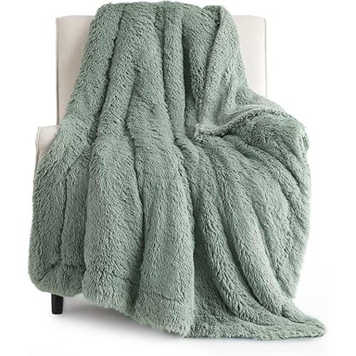 Bedsure GentleSoft Fuzzy Sherpa Faux Fur Twin Blanket Sage Green Cozy Gifts for Women Men, Soft Fleece Plush Warm Minky Thick Blanket Twin Size for Bed, Dorm Essentials Sage Room Decor Gifts, 60x80