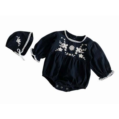 Folklore Onesie and Bonnet (Babies/Toddlers)
– Witching Hour Baby